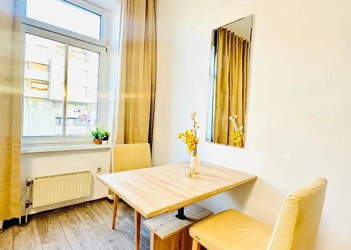 Apartment Cozy 3br For Up To 9p, 10 Min To Fac Platz Vienna
