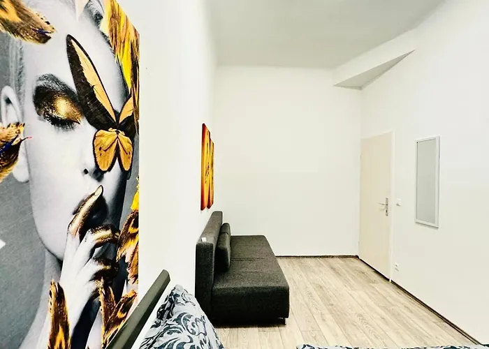 Apartment Cozy 3br For Up To 9p, 10 Min To Fac Platz